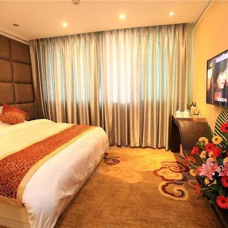 Jiayun Hotel Chengdu Esterno foto