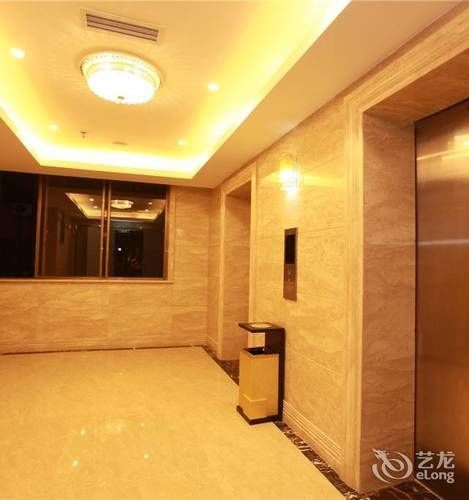 Jiayun Hotel Chengdu Esterno foto